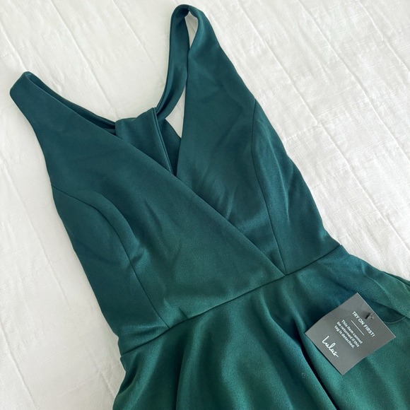 Lulus Dresses & Skirts - Lulus Wonder Whirl Dark Green Twist Back Skater Dress XS NWT‎ $49 MSRP Cocktail
